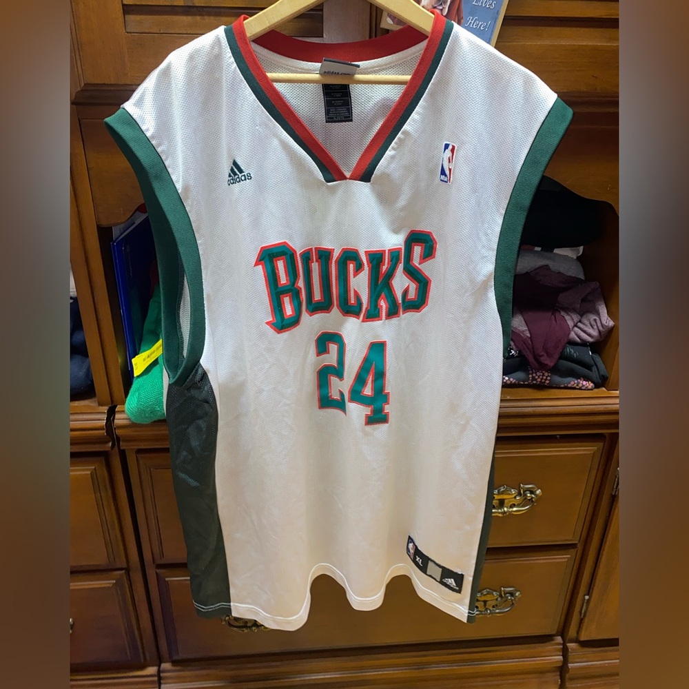 Retro Richard Jefferson Bucks Jersey.